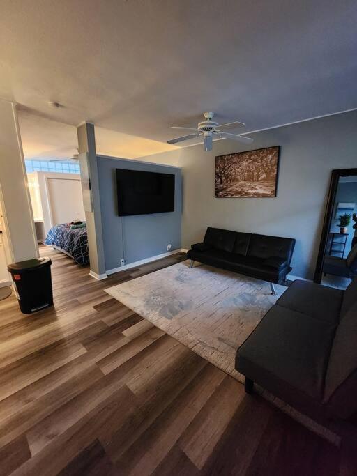 Blue Shark *W7* @ Montrose 1Br Private King Loft Apartment Houston Exterior foto